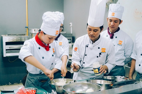 học nấu ăn chuyên nghiệp TPHCM