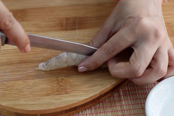 Sơ chế tôm