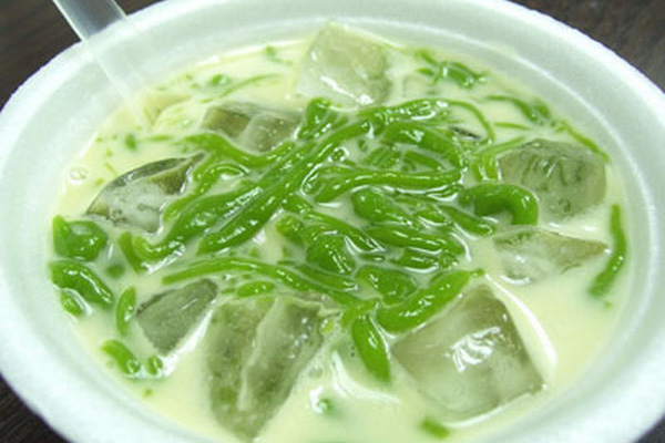 Chè Thái Xanh Sữa Dừa