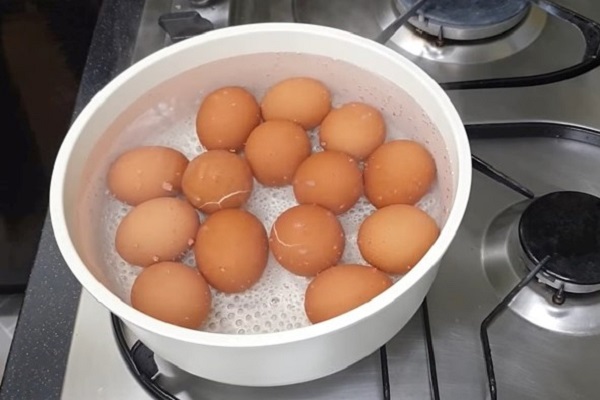 Cách làm trứng ngâm tương Hàn Quốc